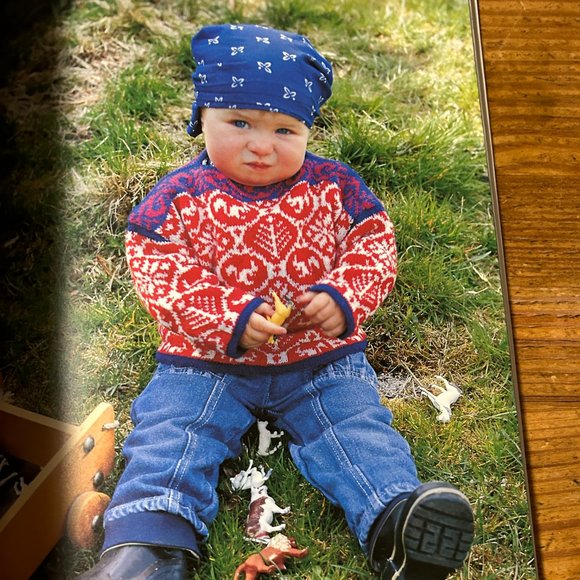 Small Sweaters Pattern Book - Picture 9 of 10